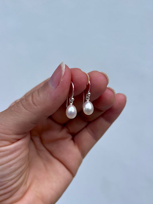 Freshwater Pearl Earrings | PRLE1
