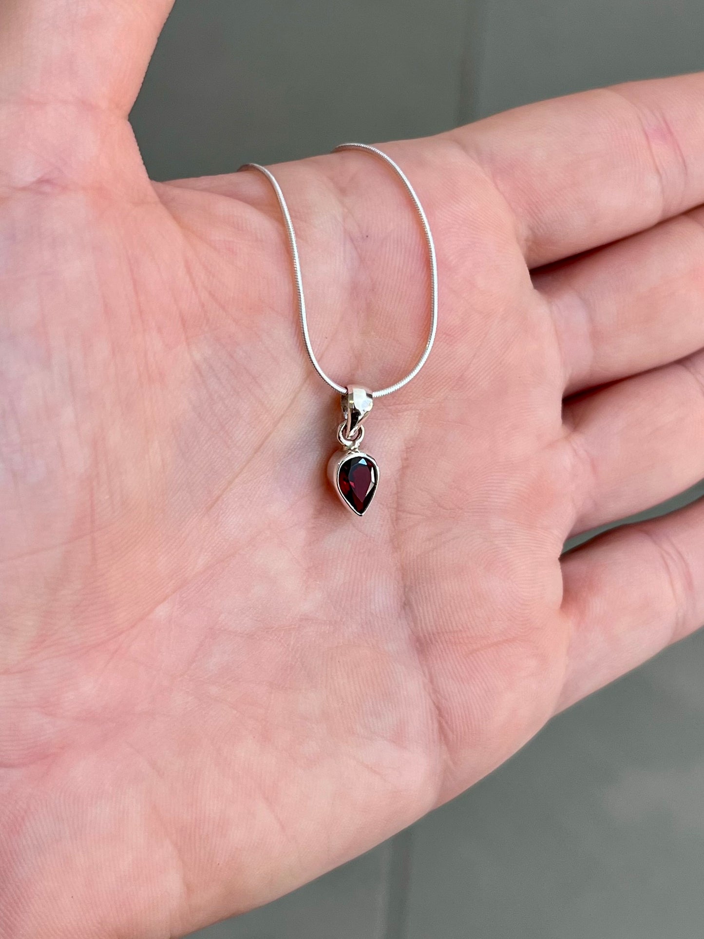 Garnet Pendant | GARP2