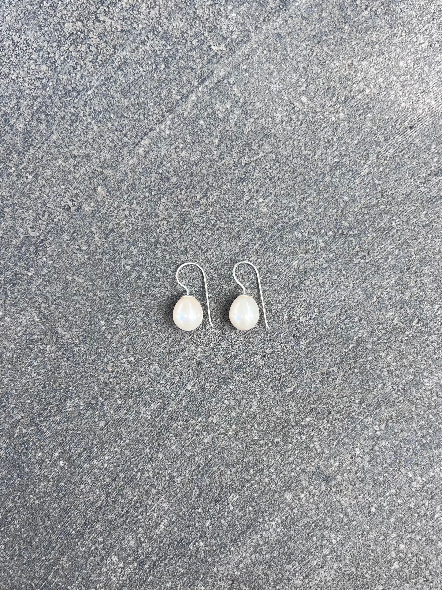 Freshwater Pearl Earrings | PRLE2