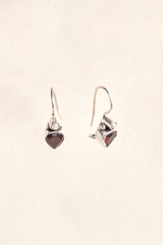 Garnet and Fresh Water Pearl Earrings