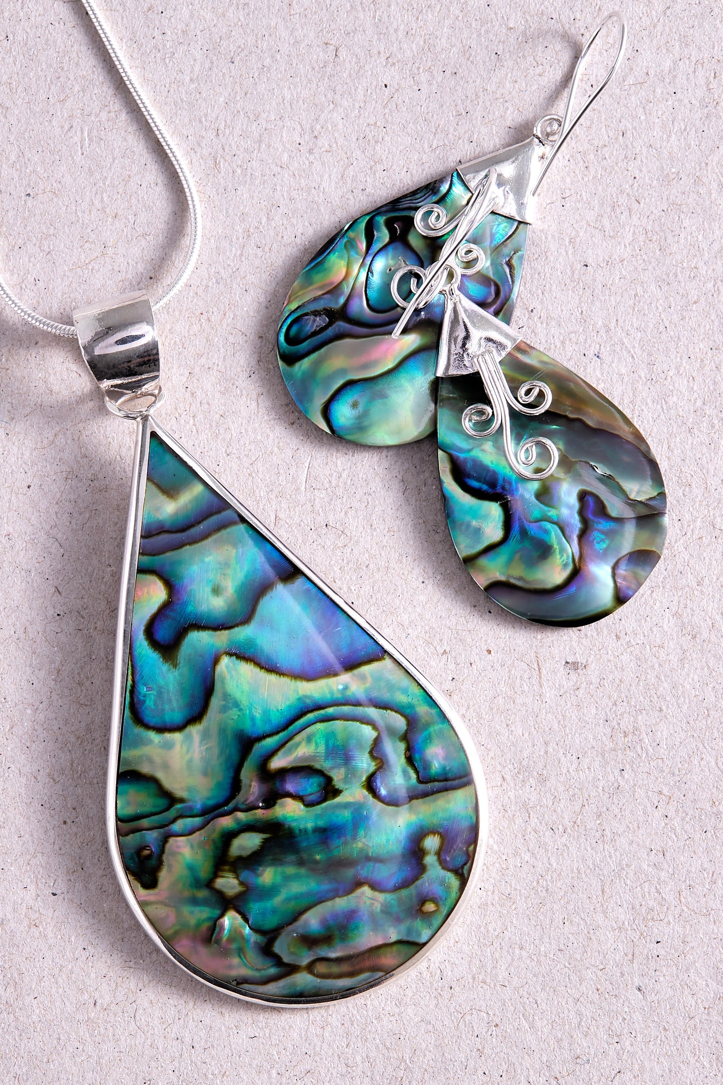 Paua Shell Pendant (large tear drop)