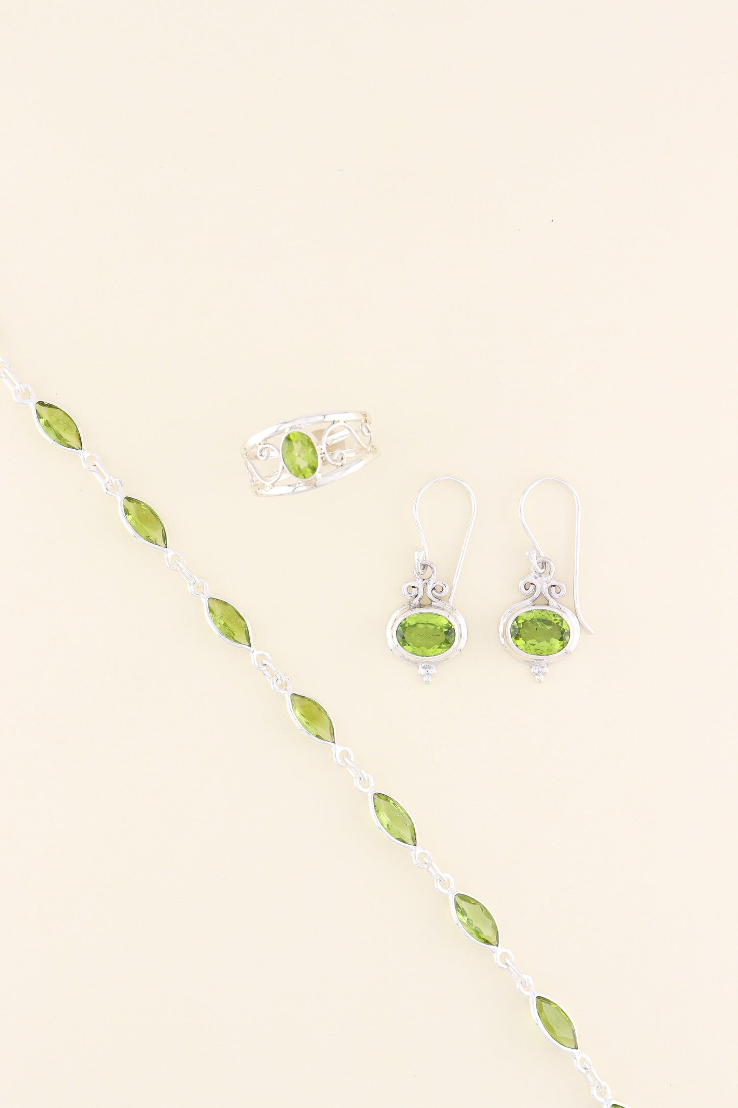 Peridot Ring | PERIR3