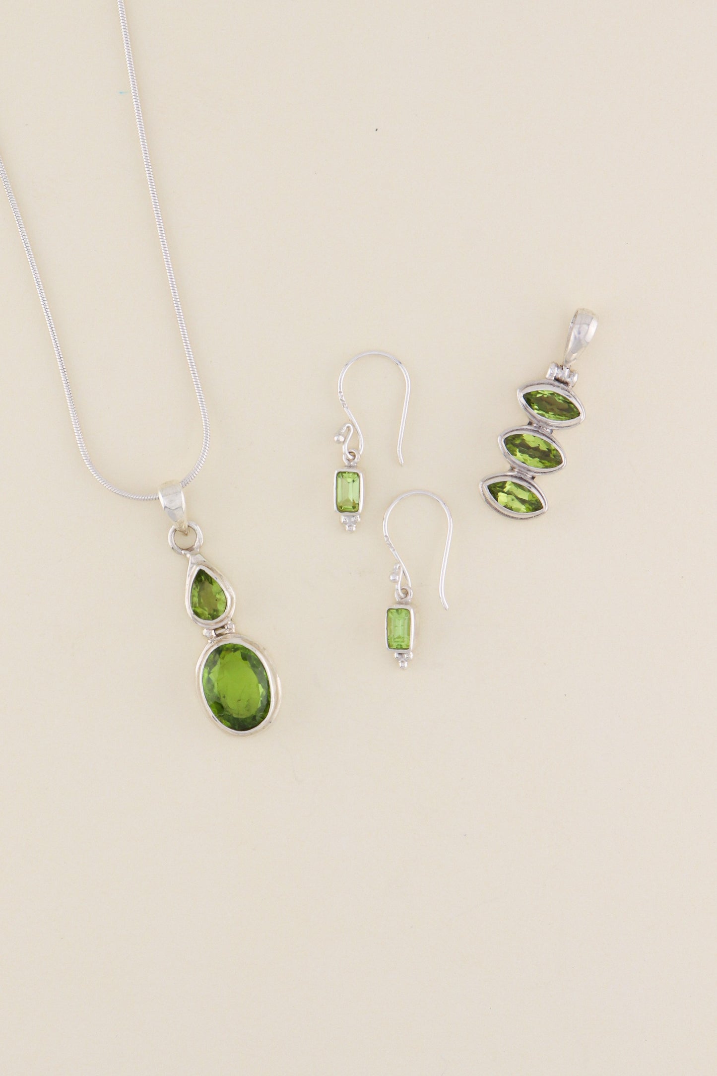 Peridot Earrings | PERIE5