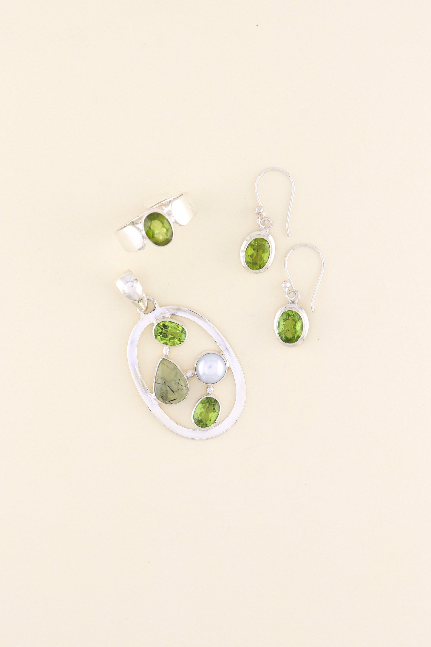 Peridot Earrings | PERIE6