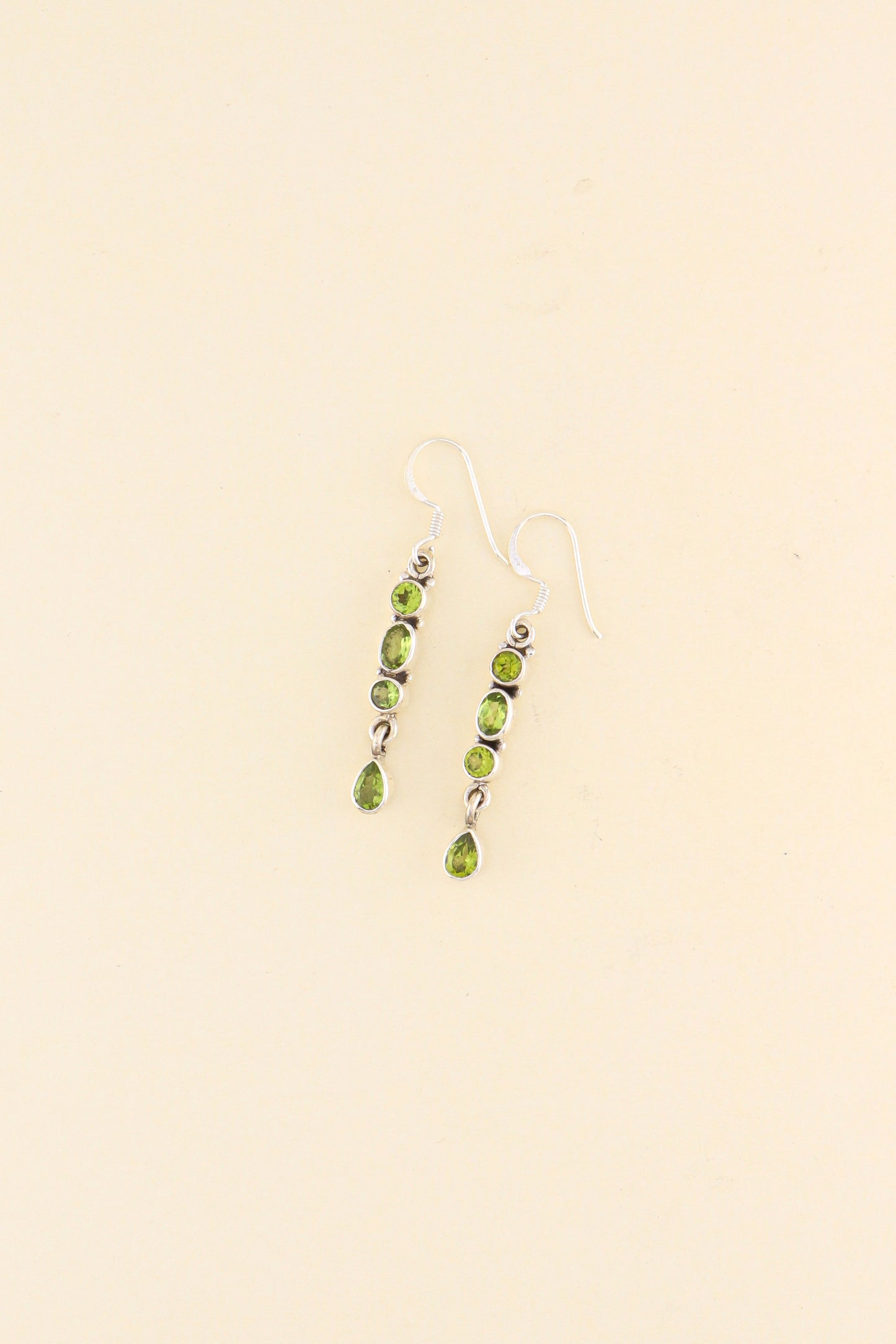 Peridot Earrings | PERIE16