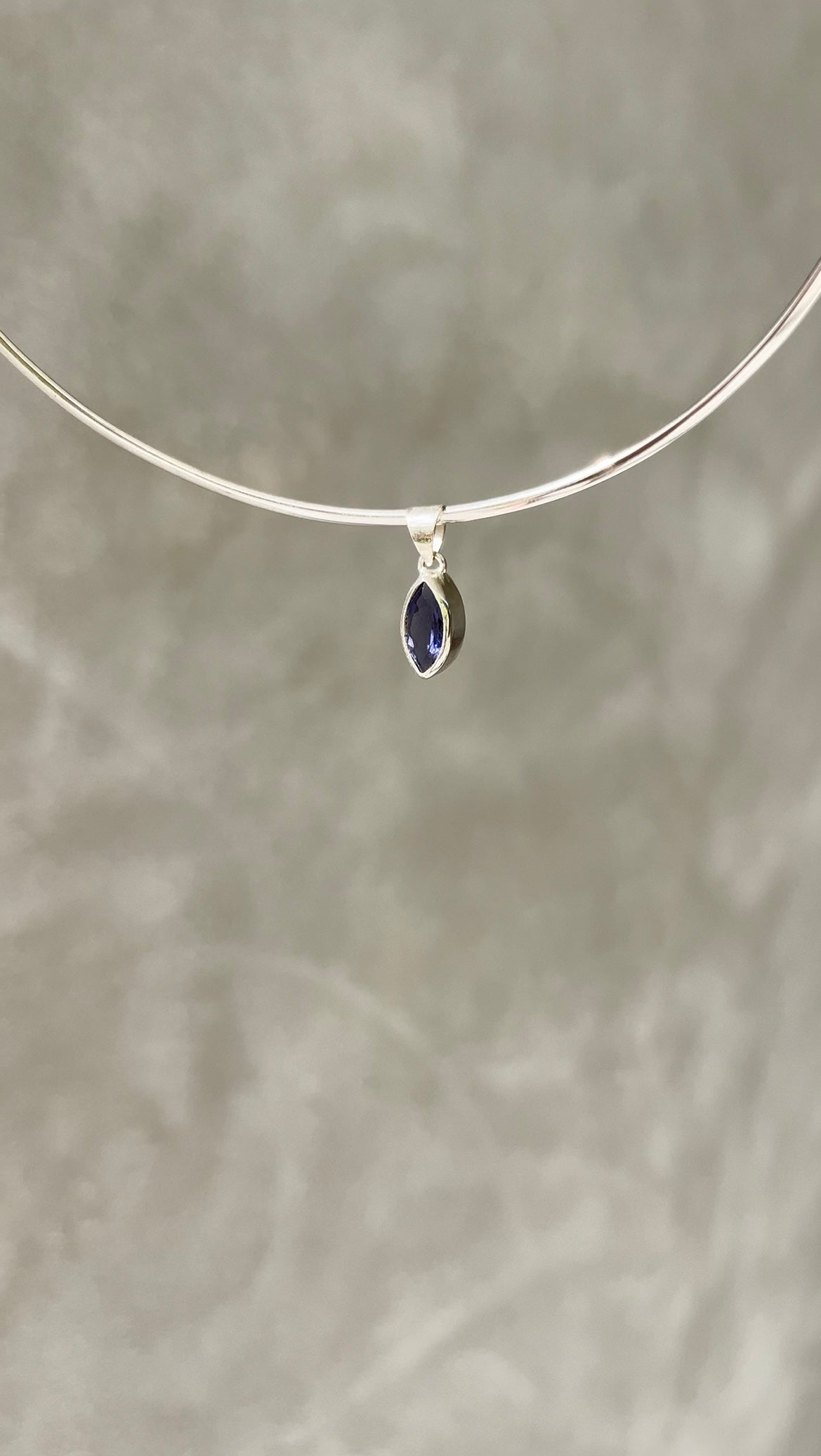 Iolite Pendant | IOP1
