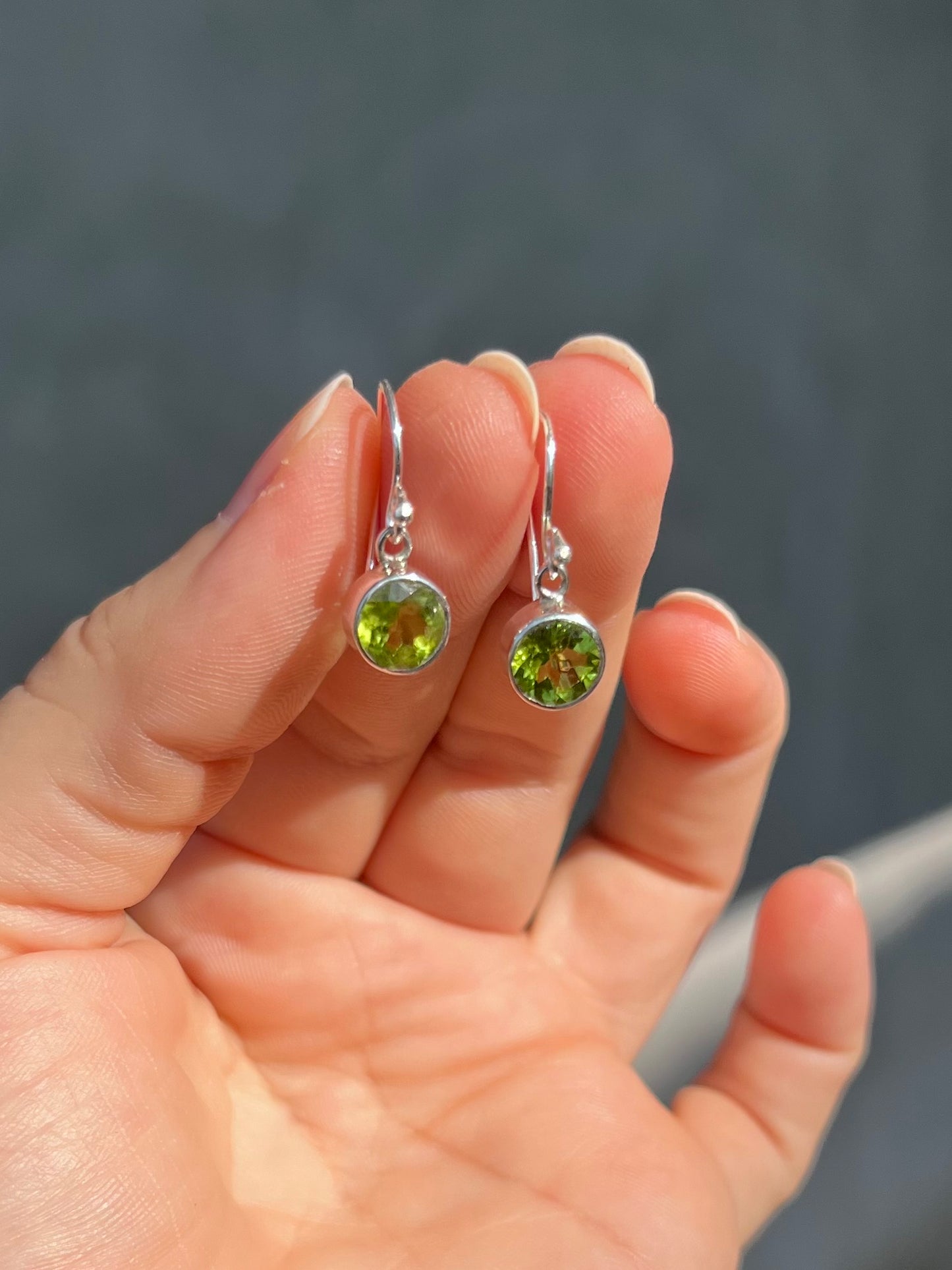 Peridot Earrings | PERIE26
