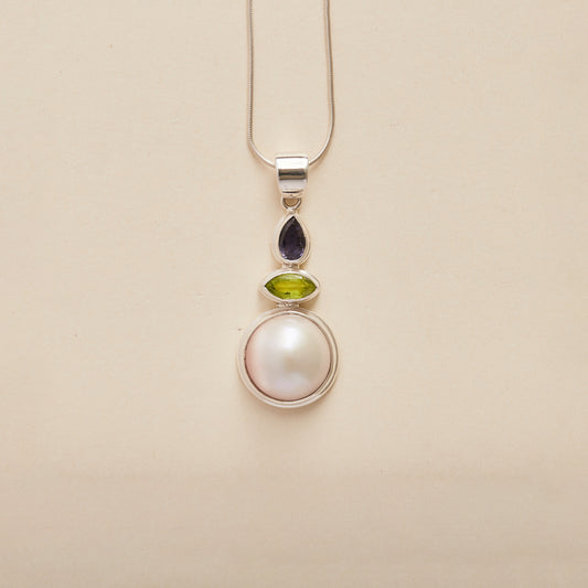 Fresh water Mabe Pearl with Peridot and Iolite Pendant