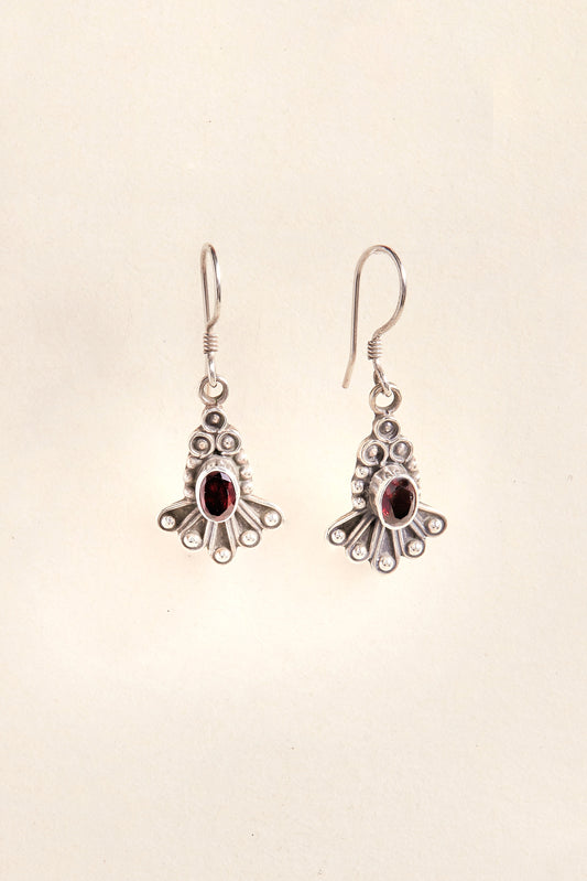 Garnet Earrings (ornement)