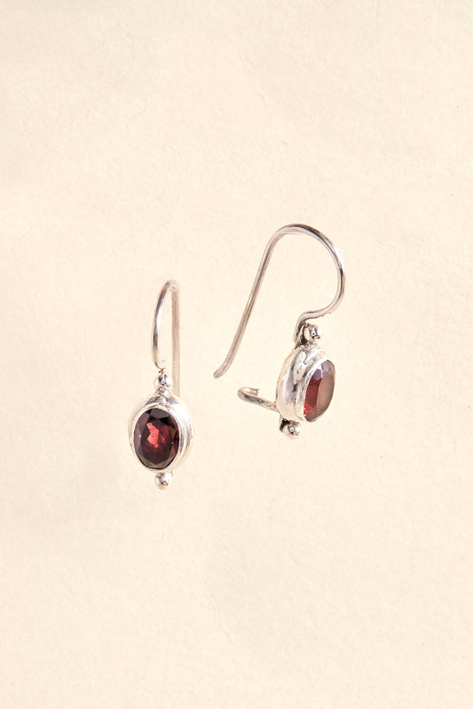 Garnet Earrings (oval double bezel)