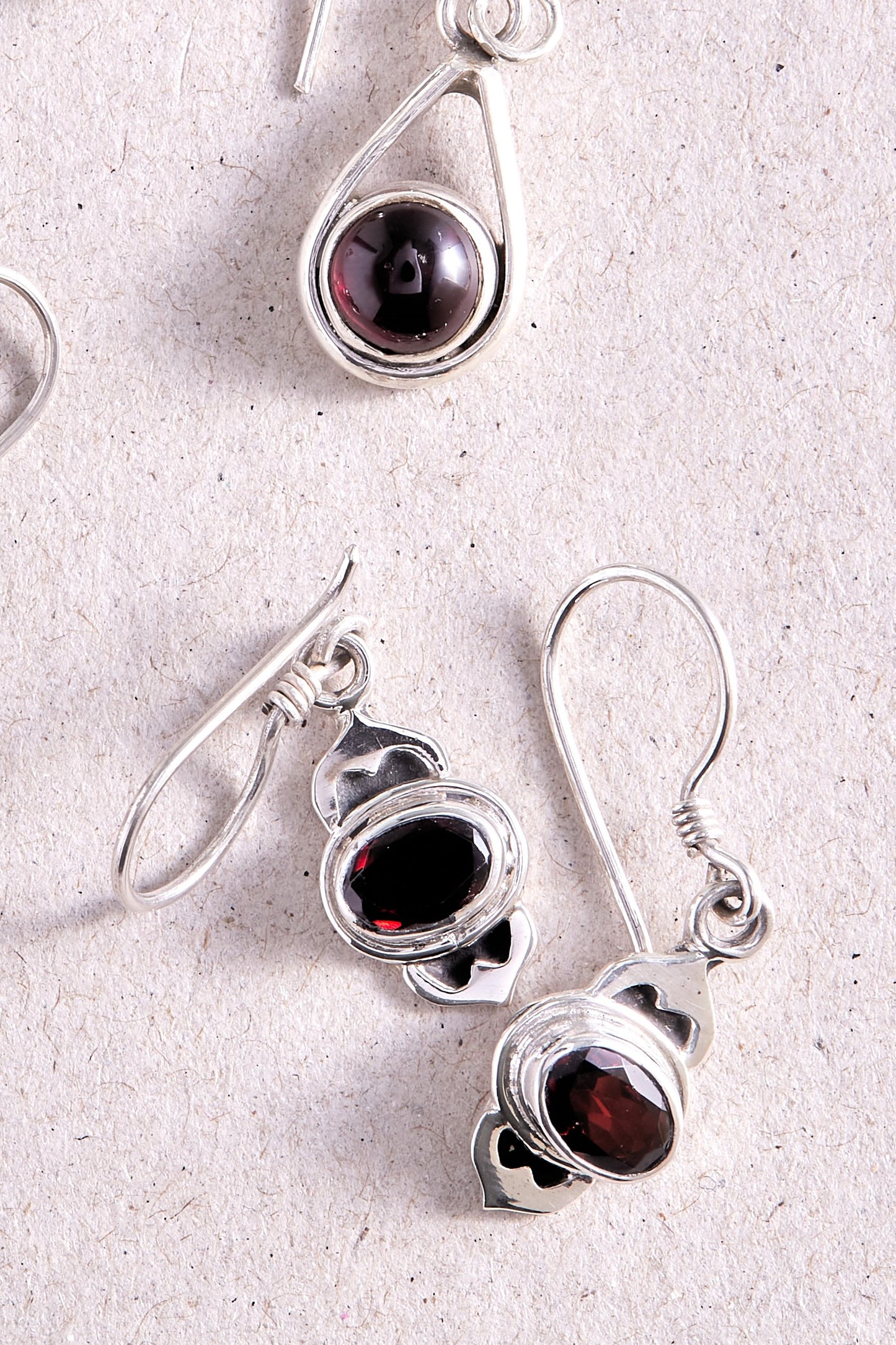 Garnet Earrings (east-west pointy)