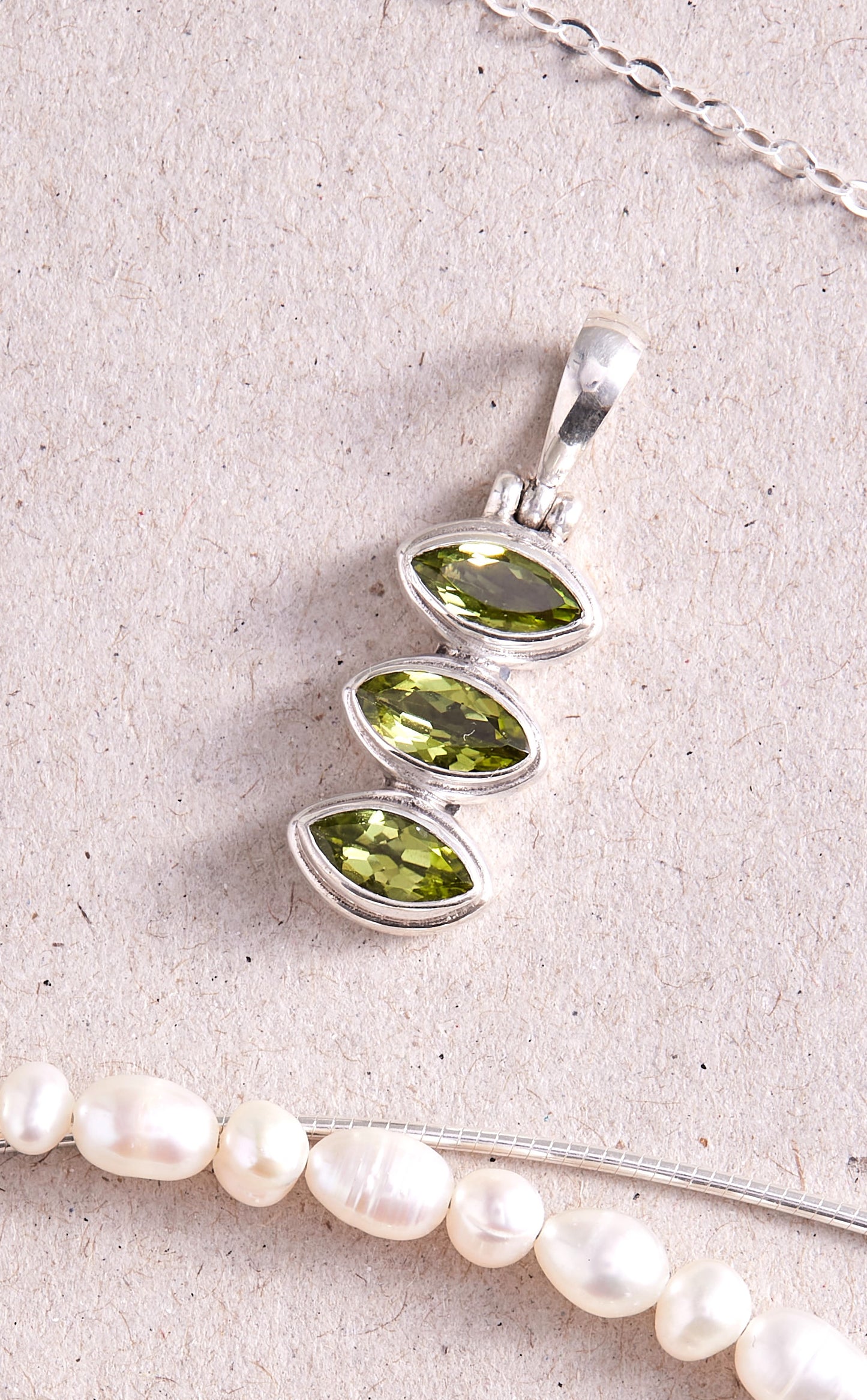 Peridot Pendant (multi)