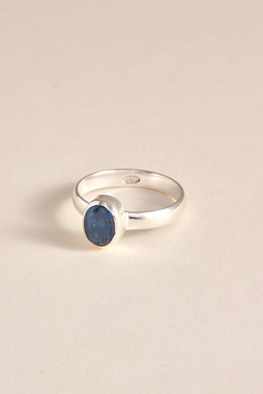 Kyanite Ring