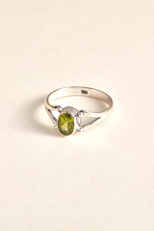 Peridot Ring (double band)