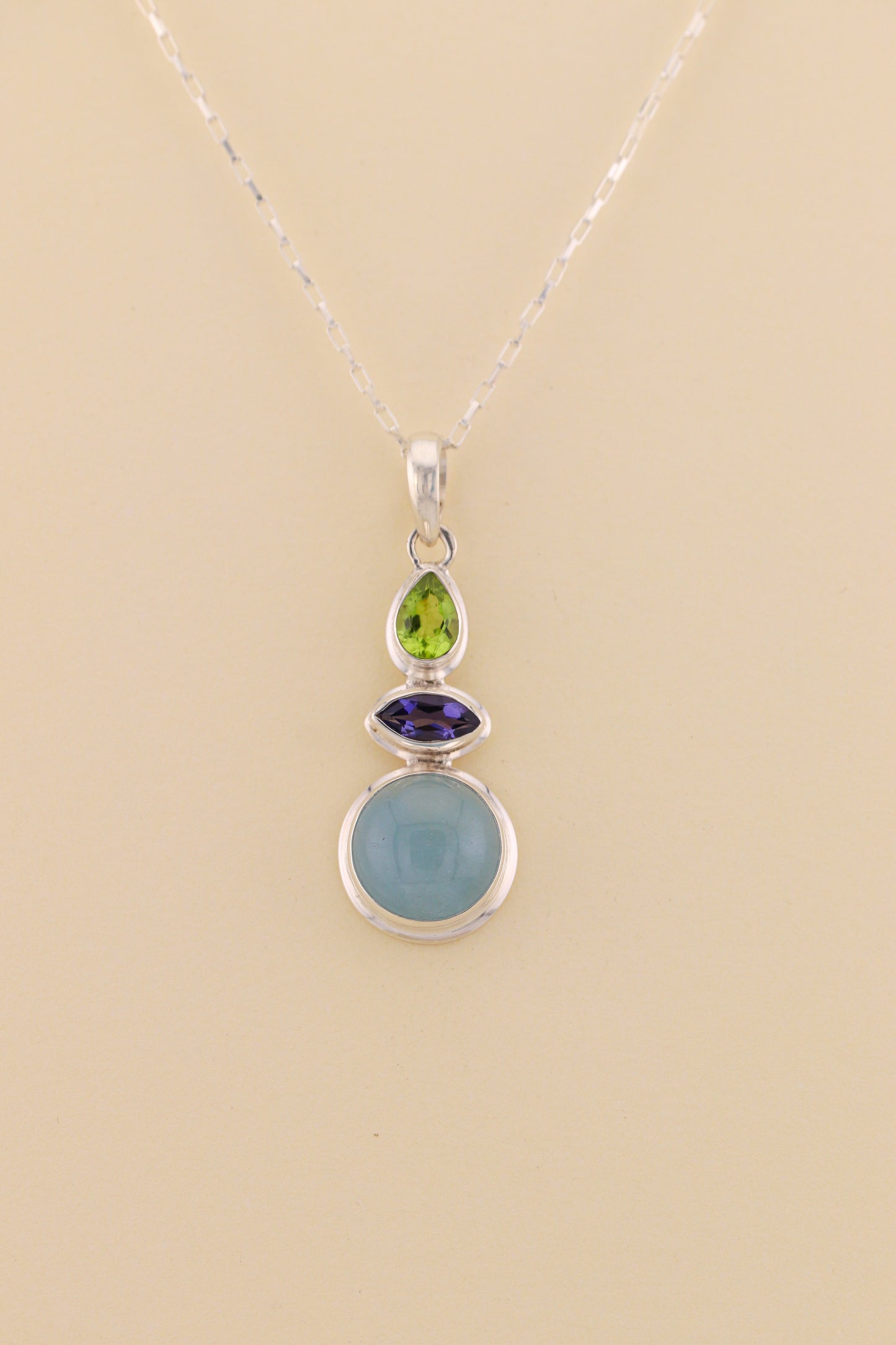 Aquamarine, Peridot and Iolite Pendant | AQPM5