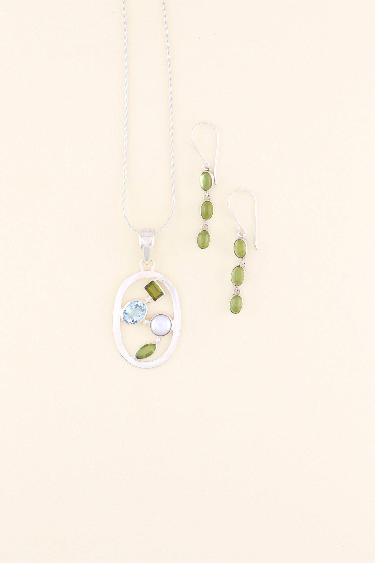 Peridot, Blue Topaz and Fresh Water Pear Pendant | PERIPM3