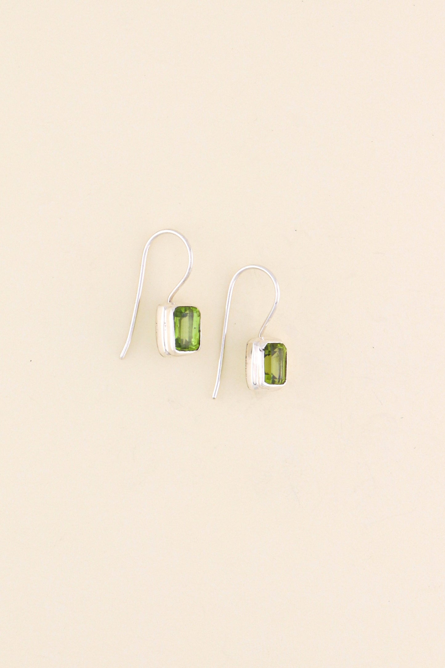 Peridot Earrings | PERIE10