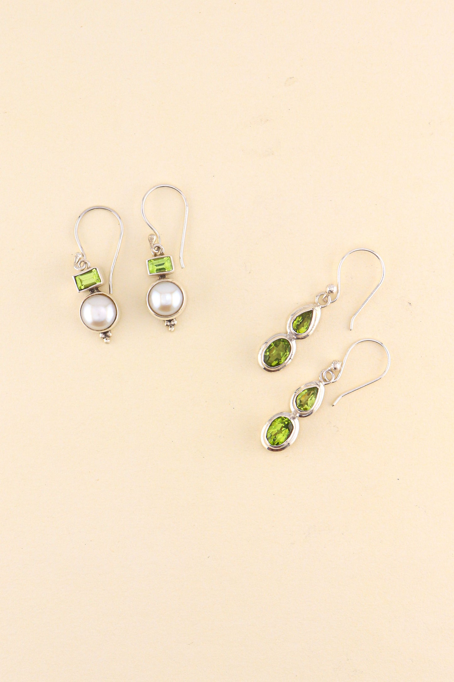 Freshwater Pearl and Peridot Earrings | PERIE12